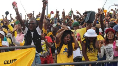 Photo of Sports fans allowed back in grounds