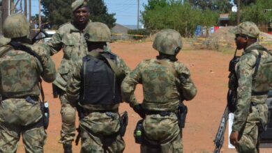 Photo of Murder suspect cries foul